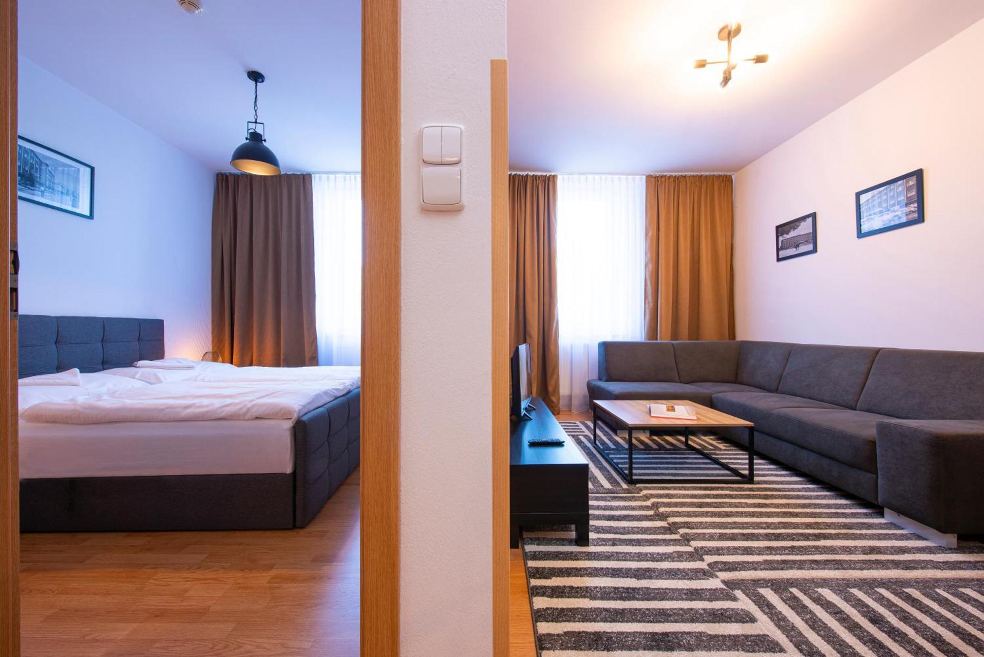 Hotel Spolcentrum Svit Buitenkant foto
